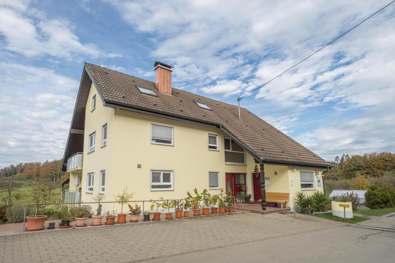Apartmán Zapfs Bauernhof Stiefmuetterchen Tettnang Exteriér fotografie